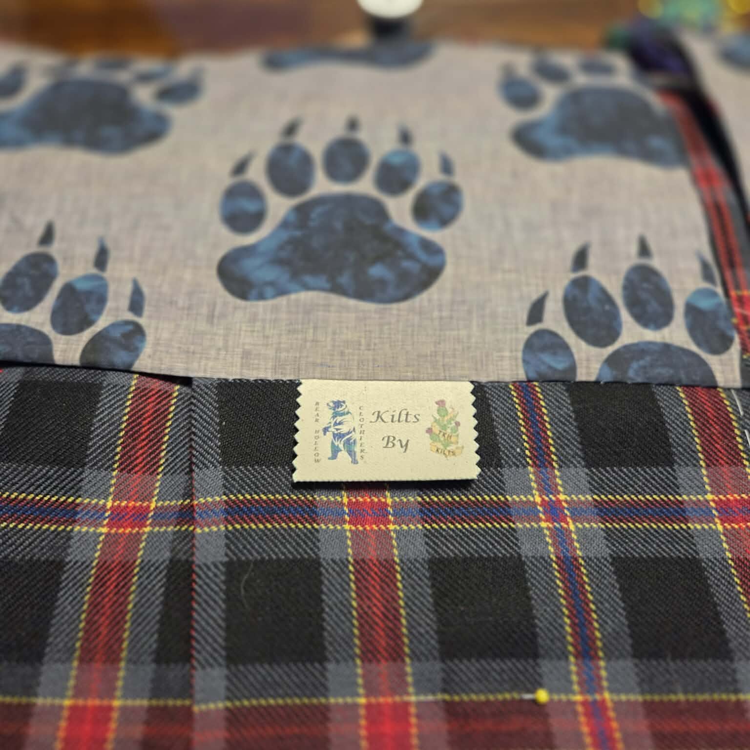 Box pleat kilts att.0b5kvfd9qhp2nsper0rkjng2ykkqtg0xhpo9e800usa.jpg
